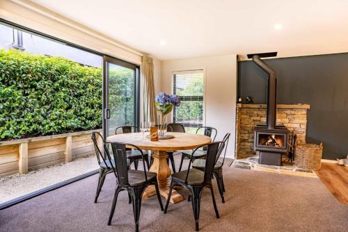 Arrowtown Mountain View Retreat Arrowtown Mountain View Retreat