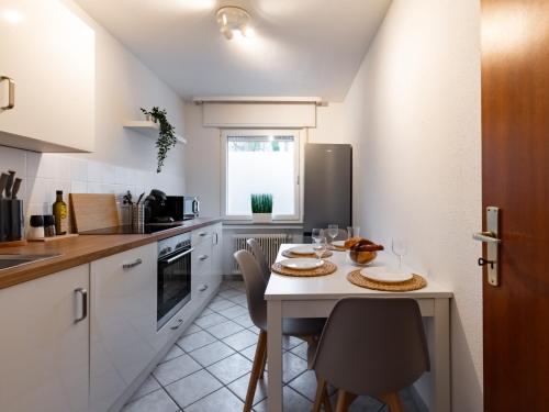 BudgetRoom Workers Home