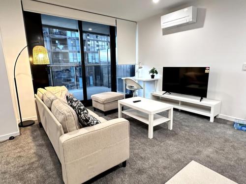 Town Center 1 Bedroom Cozy Home in بلكونين