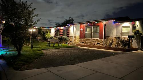 Cozy Beautiful Private Home in Prime Location in Glendora