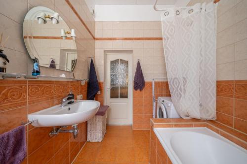 Holiday Home in the Heart of Riga, Rīga (photo 6)