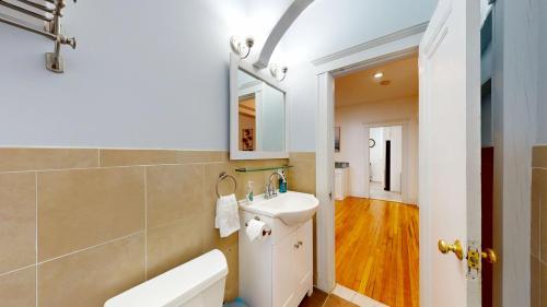 Spacious 1st Floor 2Bed w/ In-Unit Laundry MBTA - image 3