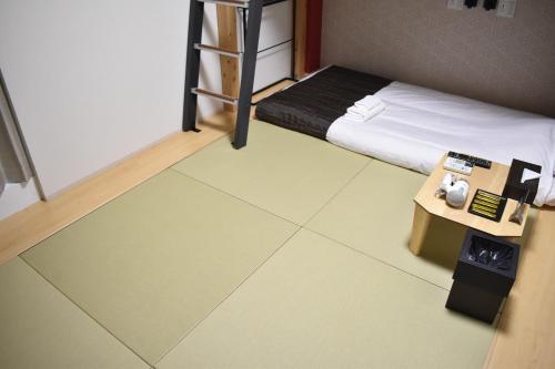 Japanese-Style Room image 4