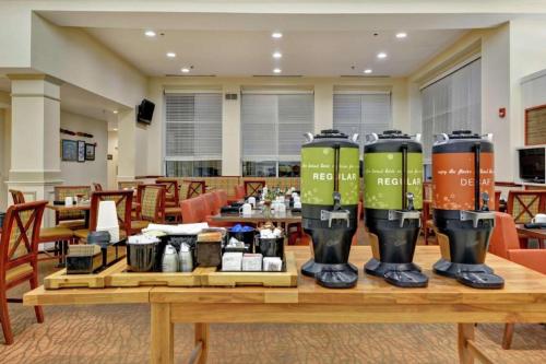 Hilton Garden Inn Oshkosh – Oshkosh, WI