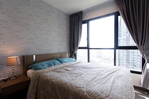 BRAND New Sukhumvit Condo Cozy BTS, Bangkok