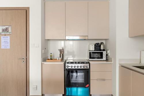 Silkhaus Vacation Homes Chic 1BR in Creek Beach Grove with Pool view - image 13