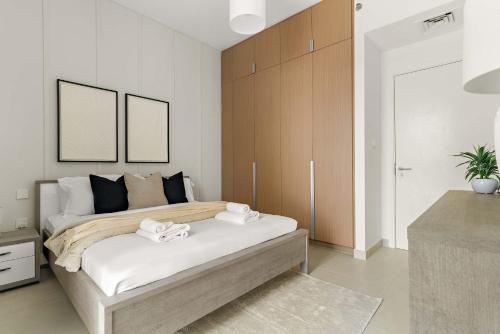 Silkhaus Vacation Homes Chic 1BR in Creek Beach Grove with Pool view - image 3