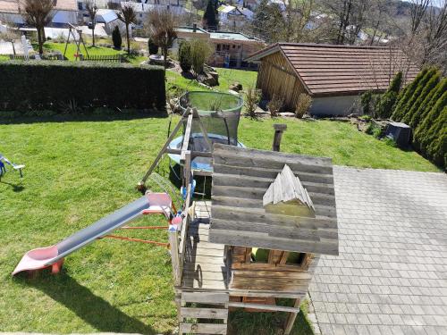 Dārzs, Ferienwohnungen zur Burgruine in Runding