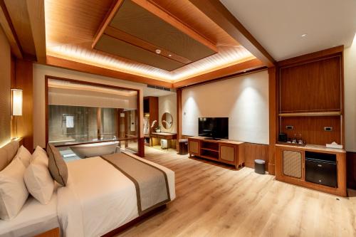 room detail thumbnail 0