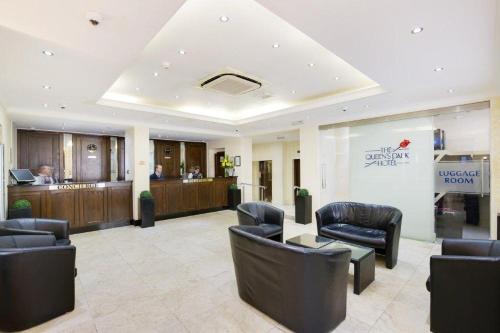 Queens Park Hotel - image 10