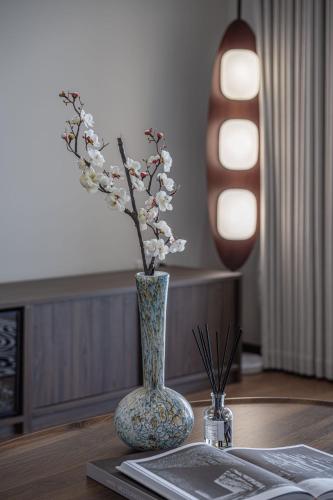 EHUB - Spacious Apartment with Bund View in Yaojiang Garden, Shanghai (foto 9)