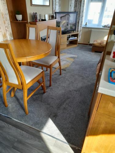 Millfield caravan site, caravan L6 Millfield caravan site, caravan L6