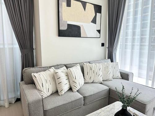 Stylish 2br In Jvc Private Pool New Interiors, Dubai (foto 9)