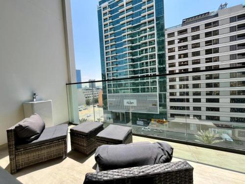 Stylish 2br In Jvc Private Pool New Interiors, Dubai (foto 7)