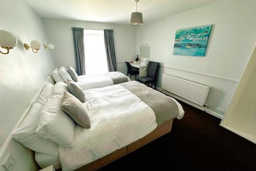 Woodstock Arms - Bar, Bed & Breakfast in Inistioge