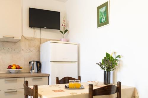 Apartment image 1