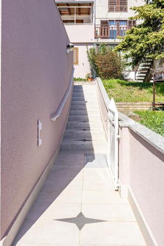 Apartments Karlo 604 - image 2