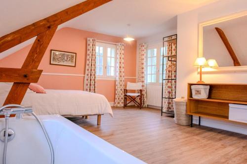 Maison de campagne chaleureuse dans le Perche in Le Theil-sur-Huisne
