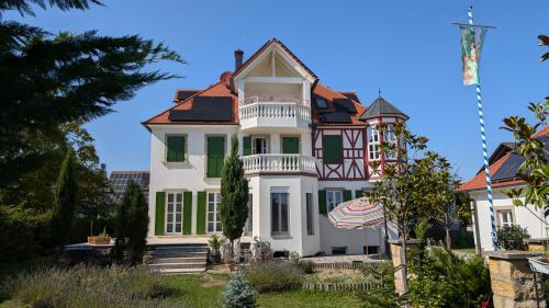 Villa Scheckenbach in Sommerach, Deutschland