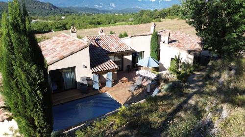 泳池, VILLA CHATILLON in 迪瓦地區沙蒂隆
