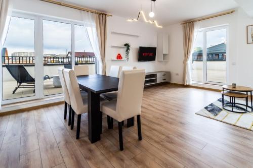 Skylark - Cairo Penthouse cu Jacuzzi si Vedere la Munte, Braşov (foto 5)