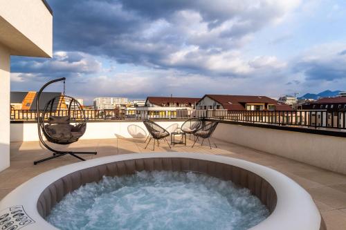 Skylark - Cairo Penthouse cu Jacuzzi si Vedere la Munte, Braşov
