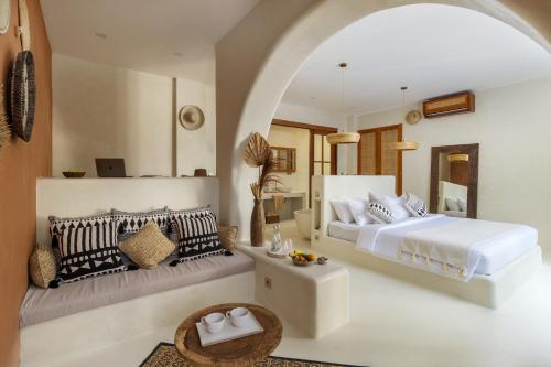 Suite with Pool View image 2