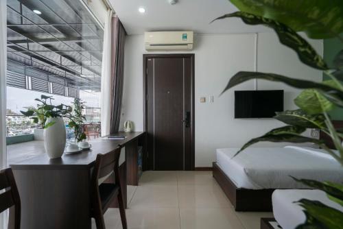 COCO Tuan Chau Hotel - image 3