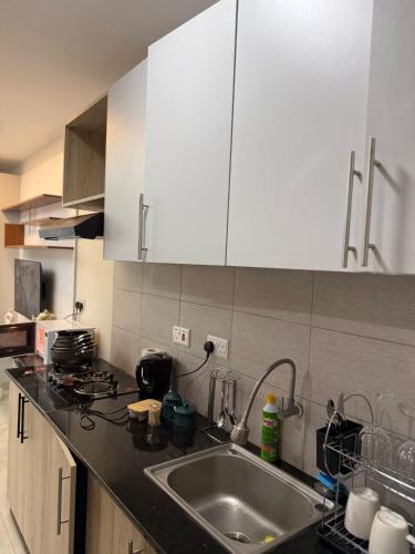 Studio Apartment - The Aviv Kitisuru near KSG in لوريشو