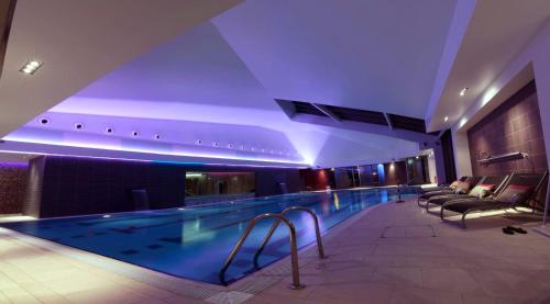 Swimming pool, Parklands Hotel & Country Club in South Side