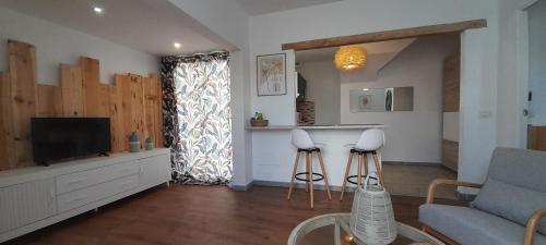 Fasiliti, Famara - Casa Marosenia in Guime