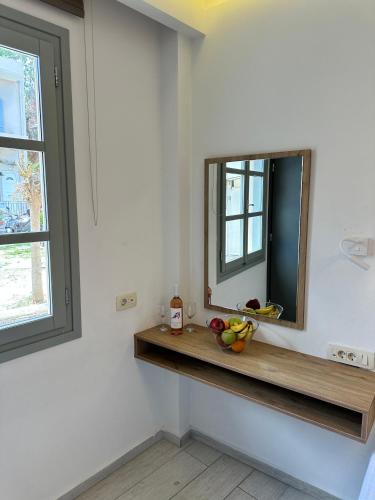 Budget Double Room image 8