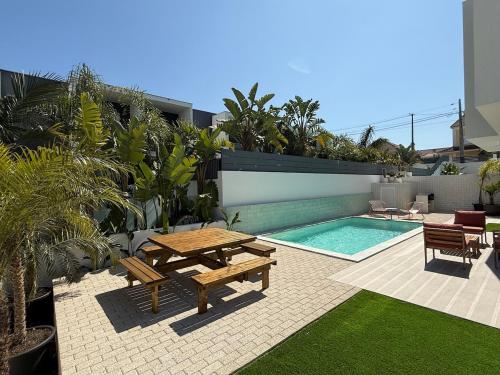 Tropical by Caparica Experience Tropical by Caparica Experience