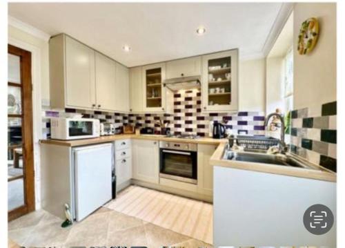 廚房, Charming Cottage minutes from Brixham! in 徹斯頓費勒斯