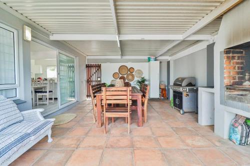 Facilities, Beautiful Tropical Beach Haven in Pennington