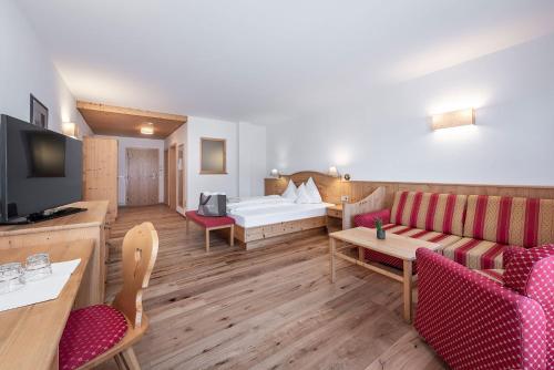 Large Double Room with Balcony