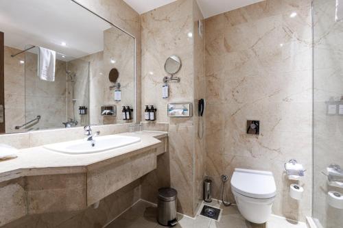 room detail thumbnail 2