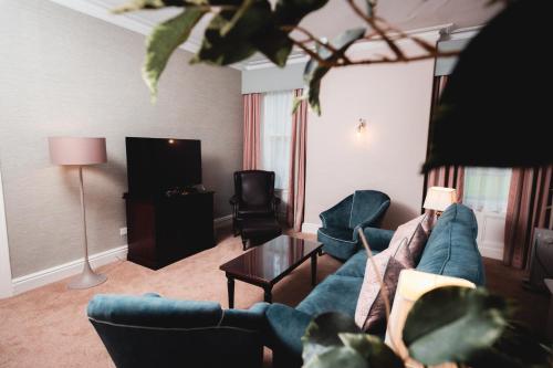 Old Swan Hotel - image 5