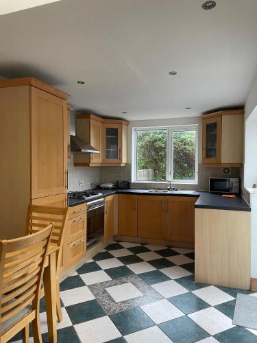 Superb Triple Room near Airport - 1 Superb Triple Room near Airport - 1