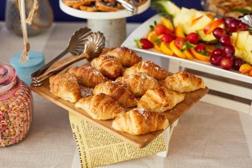 Nayino Resort Hotel - main image