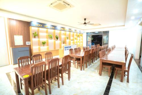 Khách Sạn Seaview FLC Sầm Sơn  - 레스토랑