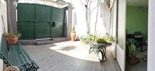 The House, Funchal