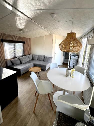 Zeeuws Ibiza huisje in Камперланд