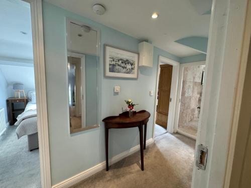 ทางเข้า, Abbey View Apartment in the heart of Youghal in ยอล