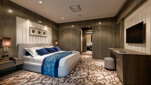 AlHamra Hotel Kuwait Room Type - Junior Suite