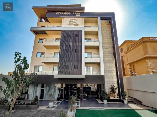 Pyramids Oasis Hotel