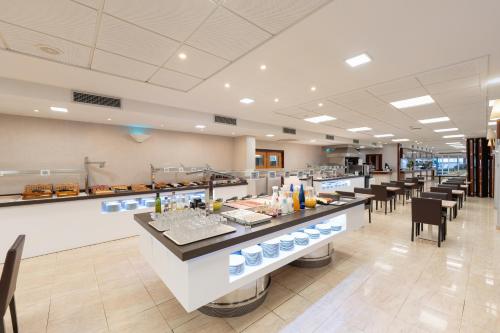 Restaurant, Hotel RH Riviera - Adults Only in Gandia