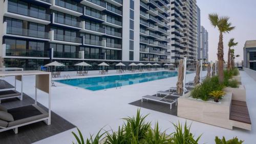 Jvc 1br Apartment Modern Comfort, Pool, Parking, Dubai (Foto 2)