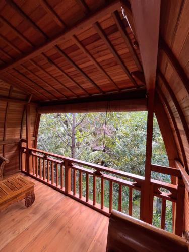Khrisna Hs and Cottages - Tap to explore photos
