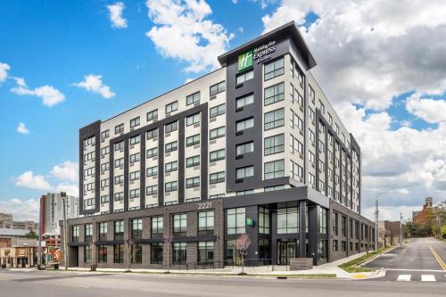 Exterior view, Holiday Inn Express & Suites Nashville West End Univ Area By IHG in Nashville (TN)